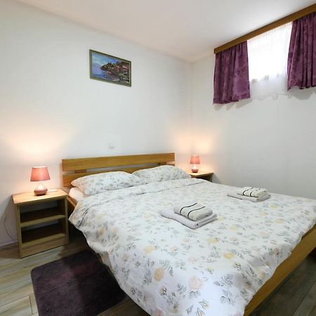 Apartman Jakov Rakovica Exterior photo