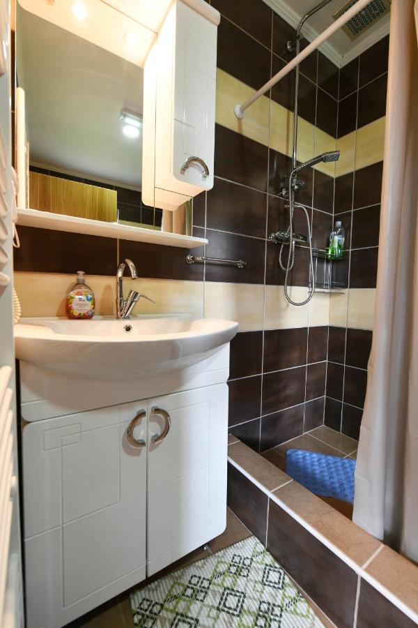 Apartman Jakov Rakovica Exterior photo